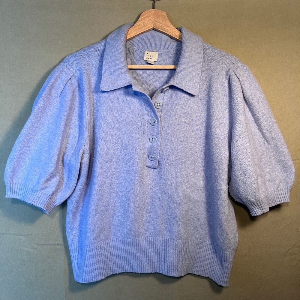 70s Inspired Periwinkle Soft Short-Sleeve Sweater Size Large
